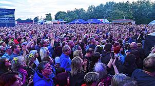Bild : Villingen-Schwenningen: Nena rockt den Sommersound