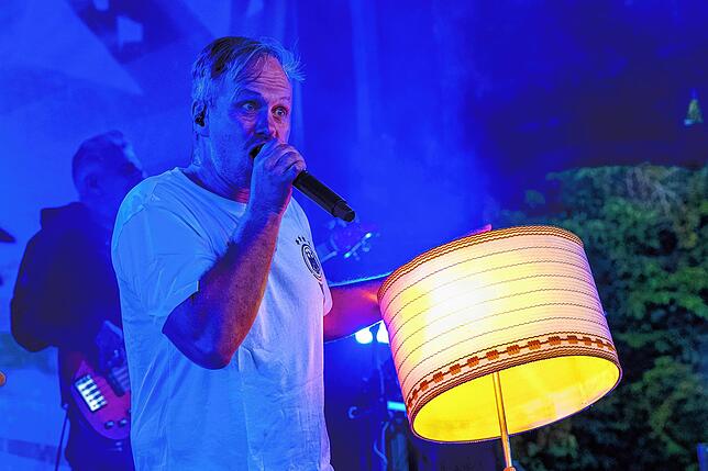 Bild 10: Radspitz heizt Besuchern beim Kulturfest kräftig ein