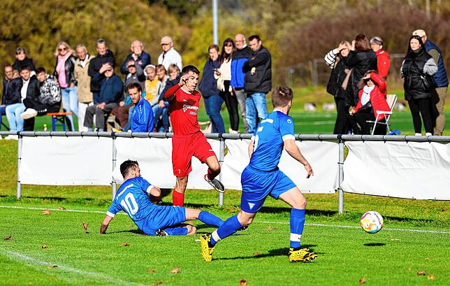 Bild 16: Die besten Bilder vom Bezirksliga-Spitzenspiel zwischen Möhringen und Tennenbronn