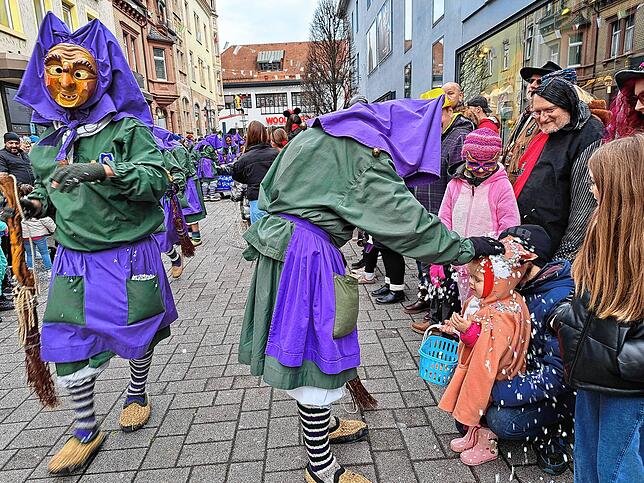 Bild 19: Großer Umzug am Fasnachtsmändig - Bilder