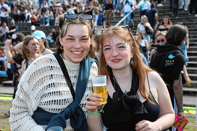Bild 30: Gute Laune und ein volles Stadion beim zweiten Tag des Campus-Festivals 2023