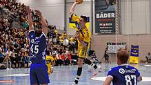 Nichts zu holen gab es für die HSG Konstanz (Lars Michelberger am Ball) gegen den HC Empor Rostock.