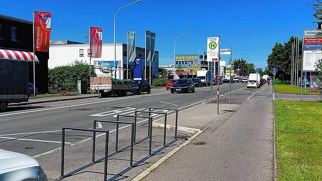 Wer stellt in der Max-Stromeyer-Straße sein Fahrrad ab, um auf den Bus umzusteigen? Diese Frage stellen sich viele Konstanzer, wenn sie ...