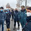 Bei einer Demonstration in Berlin traf sich die SPD-Bundestagsabgeordnete Rita Schwarze­lühr-Sutter (rechts) mit dem Bergöschinger ...