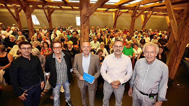 &bdquo;Wie geht eine gerechte Kulturpolitik für Konstanz und die Konstanzer?&ldquo; Darüber debattierten im Speichersaal des Konzils ...