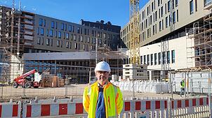 Für 434 Millionen Euro wird in Lörrach ein neues Zentralklinikum gebaut. Thomas Schumacher ist Projektleiter für die Riesenbaustelle ...