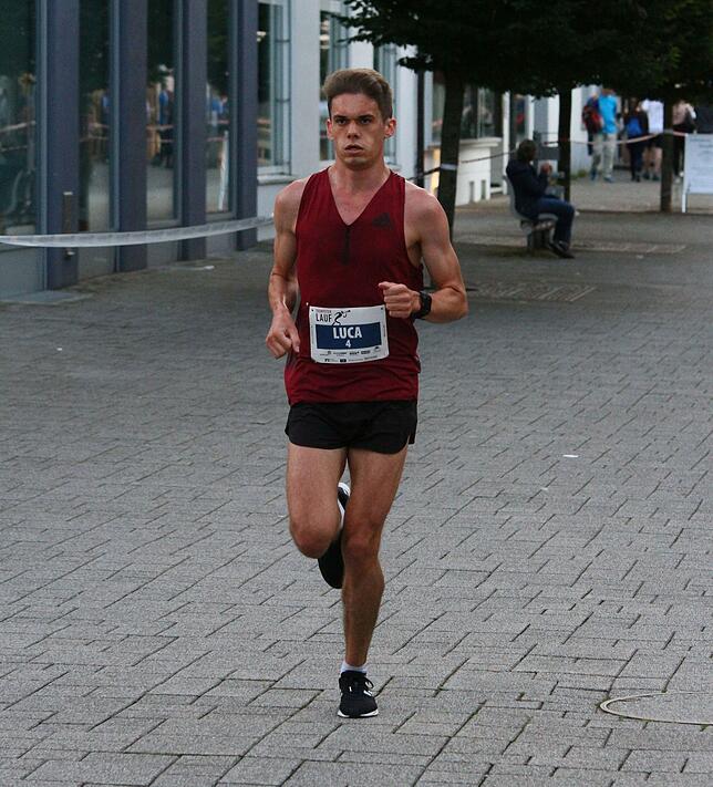 U20-Sieger: Roman Koval von der Weihermattenschule Bad Säckingen gewann seine Altersklasse in 11:38,6 Minuten über 3190 Meter.
