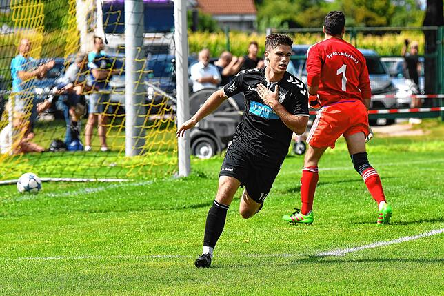 Bild 36: SV 08 Laufenburg startet mit Niederlage bei Titelfavorit VfR Hausen &ndash; und wir haben Bilder!