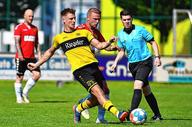 Bild 21: FSV Rheinfelden kehrt mit einem Punkt vom FV Herbolzheim zurück &ndash; und wir haben Bilder!