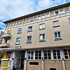 In der Charlottenstraße 1 leben etwa 70 geflüchtete Menschen aus der Ukraine. Einen strafrechtlich relevanten Einsatz der Polizei gab es ...