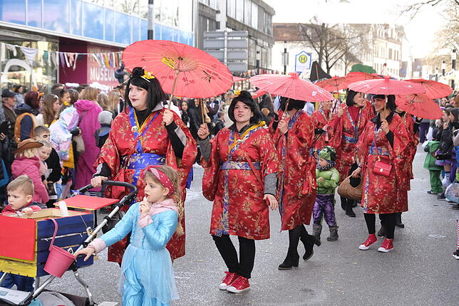 Bild 33: Bilder vom großen Fasnet Samschdig-Umzug der Poppele-Zunft (1)