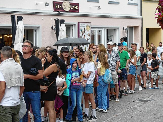 Bild 4: Alle Bilder zum großen Openair-Konzert von Lea in Markdorf