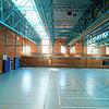 Noch ist die Halle leer: Doch schon bald soll die Kreissporthalle in der Singener Nordstadt wieder Flüchtlinge aufnehmen.