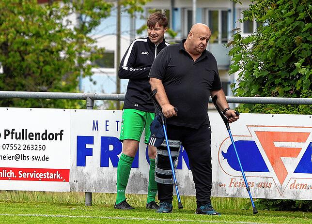 Bild 32: Der TSV Aach-Linz kantert Spfr Owingen-Billafingen 7:0 nieder. Wir waren mit der Kamera dabei.