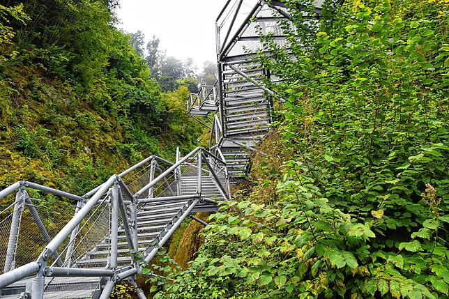 Noch steht nicht der ganze Steg durch die Marienschlucht. Auf diesem durchqueren die Besucher bald das Naturidyll.