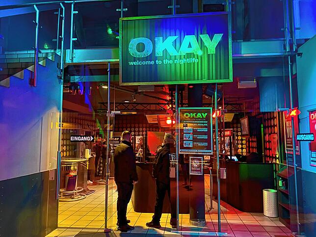 Willkommen im Nachtleben: Im Eingangsbereich der Diskothek Okay ist der Andrang überschaubar. Der Donaueschinger Ausgehtempel kann ...