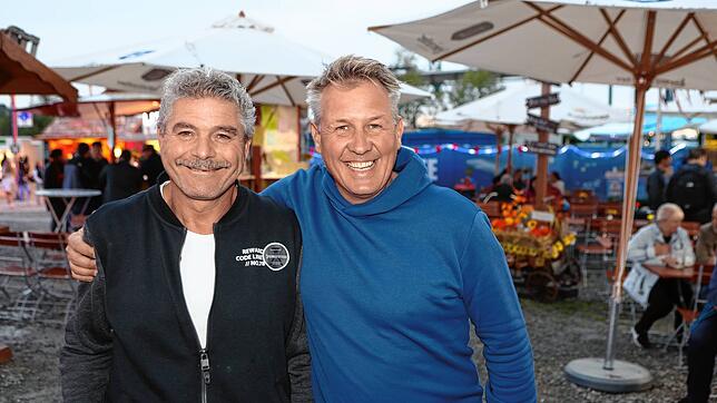 Bild 11: In Konstanz wird das Deutsch-Schweizer Oktoberfest gefeiert