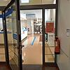 Hier geht es im Konstanzer Klinikum nicht nur zur Notaufnahme, sondern an den Wochenenden auch in die Notfallpraxis, die dieselben ...