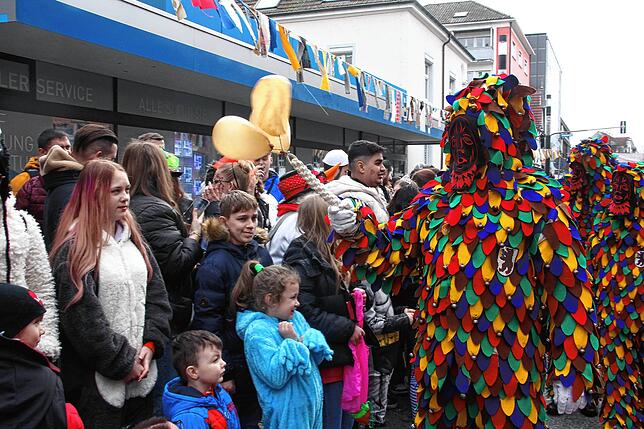 Bild 21: Fasnets-Umzug der Poppelezunft in Singen &ndash; Teil 1