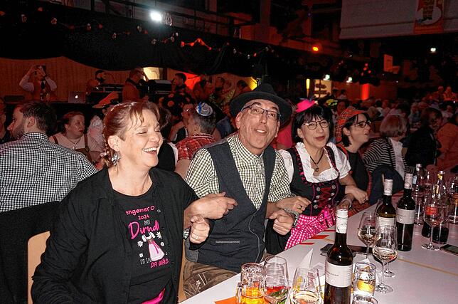 Bild 29: Stimmung pur beim Düengemer Stadl