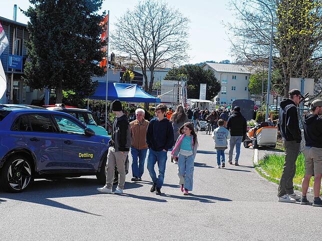 Bild 22: Frühjahrsmesse in Jestetten: Die besten Bilder von einem sonnigen Frühlingssonntag