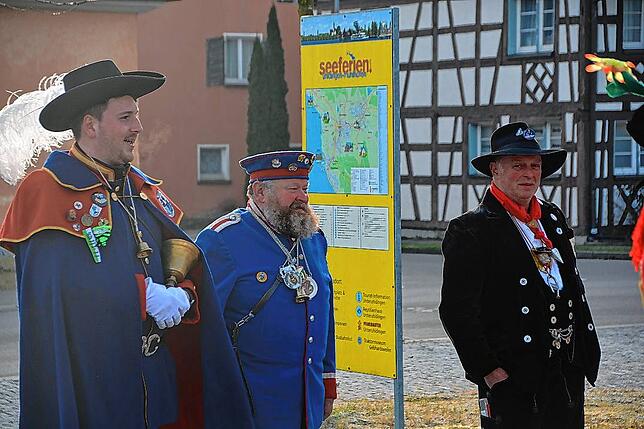 Bild 6: Fotos vom Rathaussturm Uhldingen-Mühlhofen