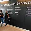 Bald soll auch der Raum für Events wieder öffnen dürfen. Nadine Luksch und Hasan Sahiz stehen im neueröffneten &bdquo;Ludwig&ldquo; im ...