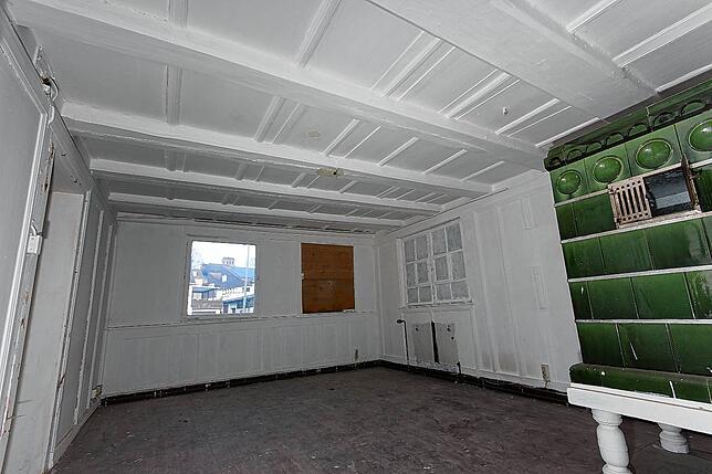 Das sogenannte Barockzimmer mit Holztäfelung und Kachelofen im Obergeschoss des Fischerhauses soll so erhalten bleiben, wie es ist.