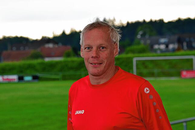Trainer Roberto Wenzler (FC Schlüchttal): &bdquo;Unser Kader ist jetzt so breit aufgestellt, dass ich meine Fußballschuhe nun endgültig ...
