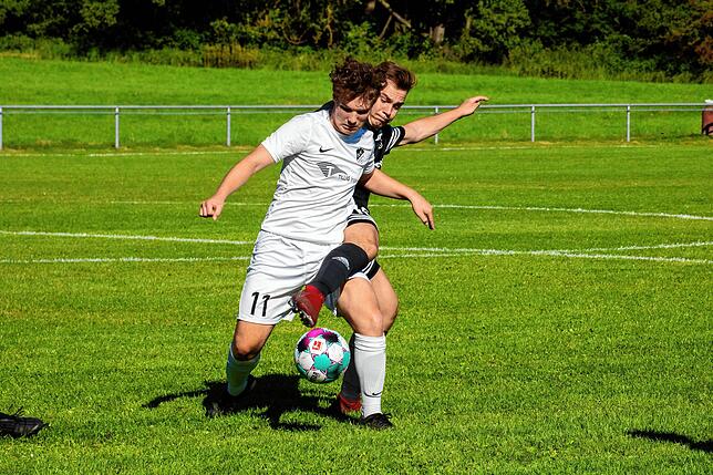 Bild 7: SV Rheintal siegt mit 3:0 beim SV Obersäckingen &ndash; und wir haben Bilder!