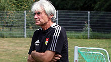 Rolf Wagner, Trainer des Türk. SV Konstanz, muss eine hohe Niederlage einstecken: Nach einer 1:0-Führung verliert sein Team in ...