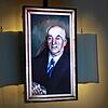 Das Porträt von Johann Baptist Röhrenbach an der Wand bewegt sich und spricht. Es erzählt mithilfe künstlicher Intelligenz die ...