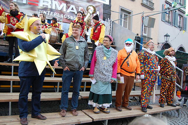 Startschuss: Offiziell eröffnet wurde die Laufenburger Städtlefasnacht von Bürgermeister Ulrich Krieger, Stadtamann Herbert Weiss, Lukas ...