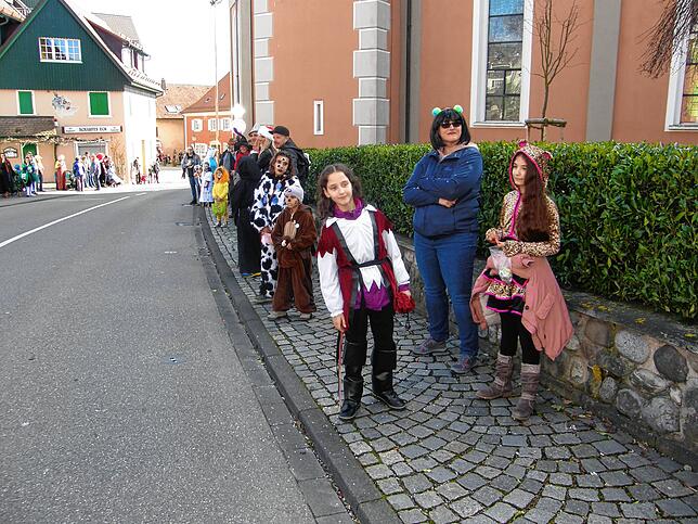 Bild 2: Bilder vom Fasnachtsmontags-Umzug in Allensbach