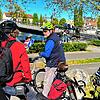 Werner Frank (Mitte) gibt regelmäßig Fahrsicherheitstrainings für E-Bike- und Pedelec-Fahrer. Er fährt auch immer eine Runde mit den ...