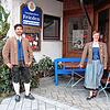 &bdquo;Waldfest meets Wirtshaus&ldquo; ist die Aktion für das aufgefallene der Rengetsweiler-Waldfest, das von Monika Huber als 1. ...