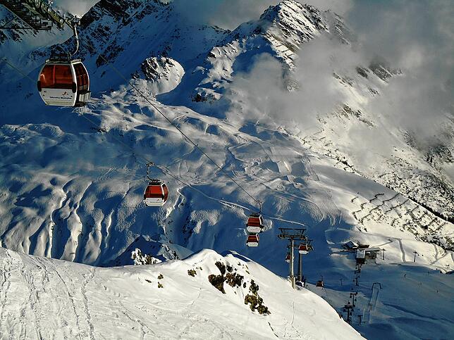 Eine Gondel am Grasjoch oberhalb von Schruns im Skigebiet Silvretta-Montafon (Archivbild, April 2023).