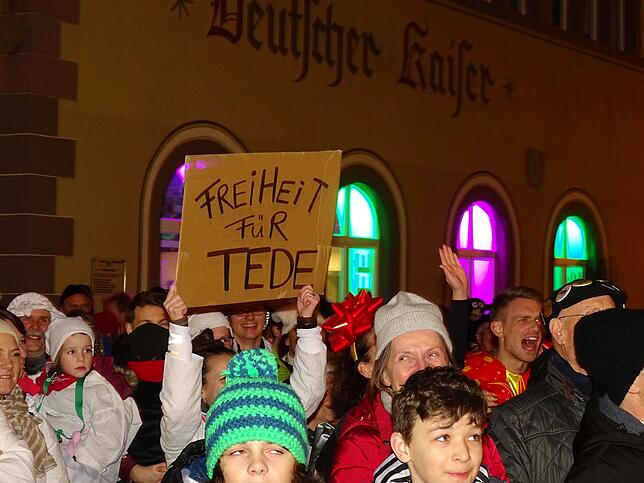 Nicht alle Zuschauer waren mit der Anklage einverstanden.