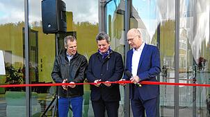 Matthias Richter, Jens Kubasch und Frank Mühlon bei der Einweihung. Bild: Opfermann