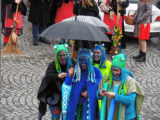 Bild 19: Bilder der Rathausstürmung: Bürgermeister Morasch verliert Dreizack der Macht bei Lottstetter Fasnacht
