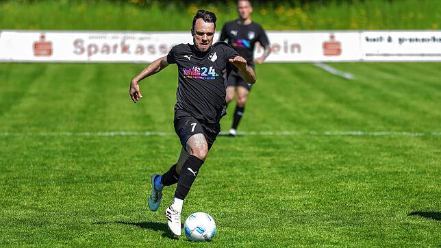 Derby vor der Brust: Der Aufsteiger FC Wittlingen um Kapitän Patrick Streule will am Samstag beim SV Weil die ersten Landesliga-Punkte ...