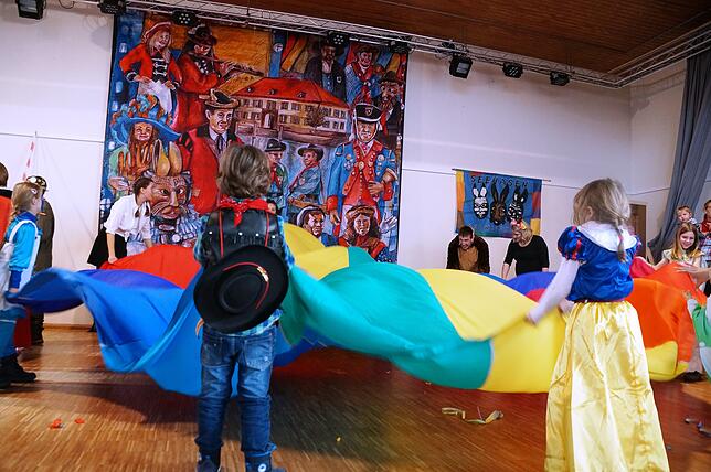 Bild 17: Bilder vom Kinderumzug- und Kinderball in Ludwigshafen