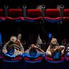 Kinobesucher sitzen mit Popcorn in einem Kino. Ein Investor möchte in Lauchringen ein Lichtspieltheater bauen, doch die Finanzierung ist ...