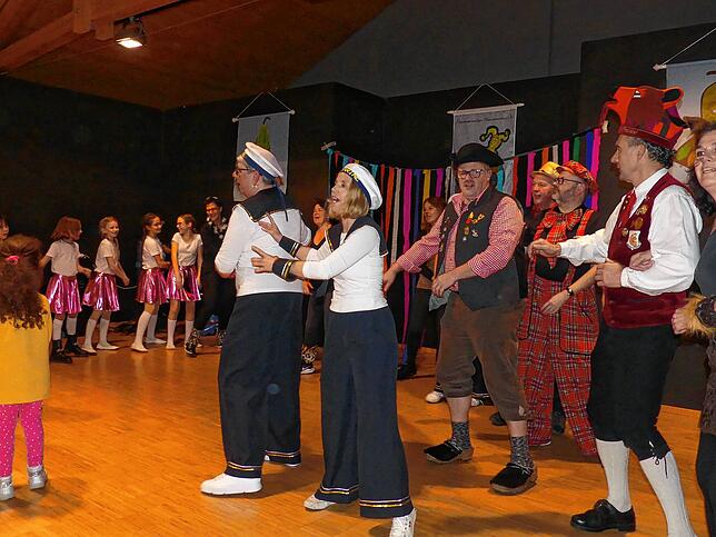 Bild 4: Seniorenfasnet Bermatingen-Ahausen