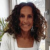 Mona Schilkowski, Rektorin der Sonnenhalde-Grundschule, sagt über den Straßenverkehr vor dem Gebäude, in dem 420 Schülerinnen und ...