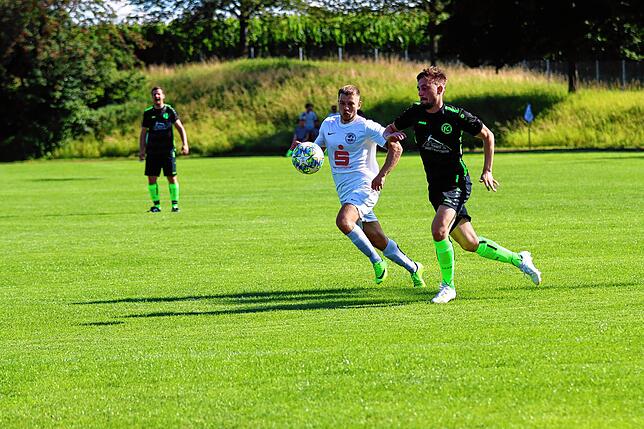 Bild 15: Die besten Bilder vom 5:2-Sieg des Hegauer FV im Testspiel beim FC Steißlingen