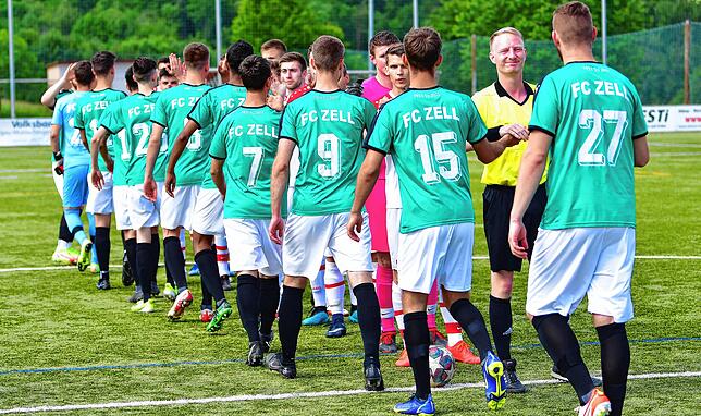 Bild 16: FC Zell macht sein Meisterstück mit dem 6:0 beim FC RW Weilheim &ndash; und wir haben Bilder!
