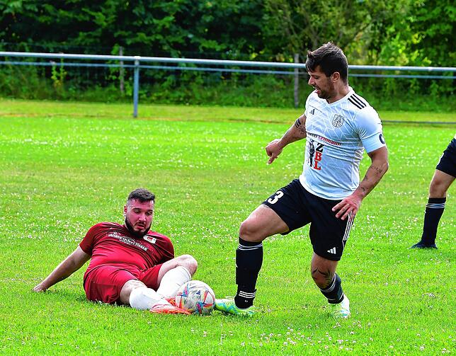 Bild 16: SV Obersäckingen zieht mit 4:0 gegen DTFV Bad Säckingen in die Pokalserie ein – wir haben Bilder!