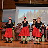 Die Wandergruppe Petra bei ihrem Showtanz &bdquo;Alpenmix&ldquo;.