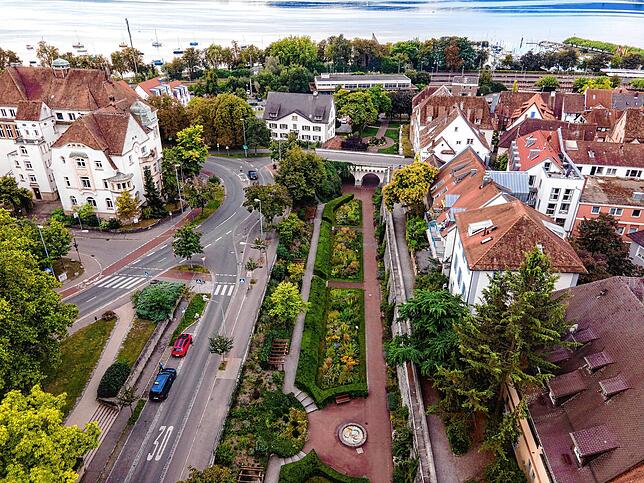 Für einige Besucher ist der Stadtgarten viel zu grün.